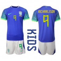 Fotballdrakt Barn Brasil Richarlison #9 Bortedraktsett VM 2022 Kortermet (+ Korte bukser)